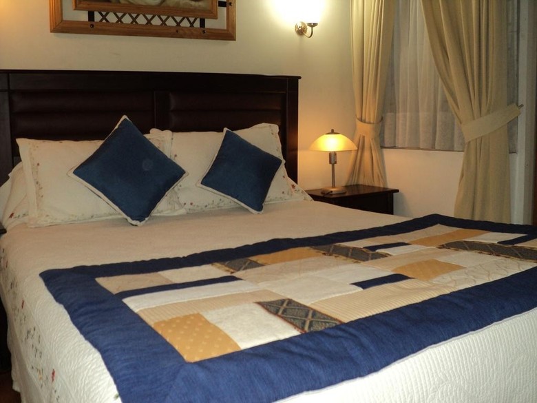 Hostal Casa Familia