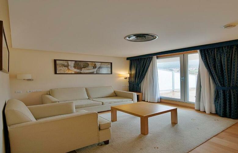 Lobios Caldaria Hotel Balneario