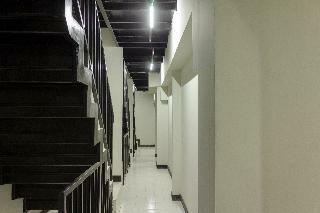 Hotel Oyo 737 Kamar Keluarga Mahkota 8