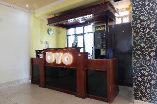Oyo 515 Oasis Hotel