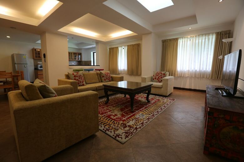 Hotel Khang Residency