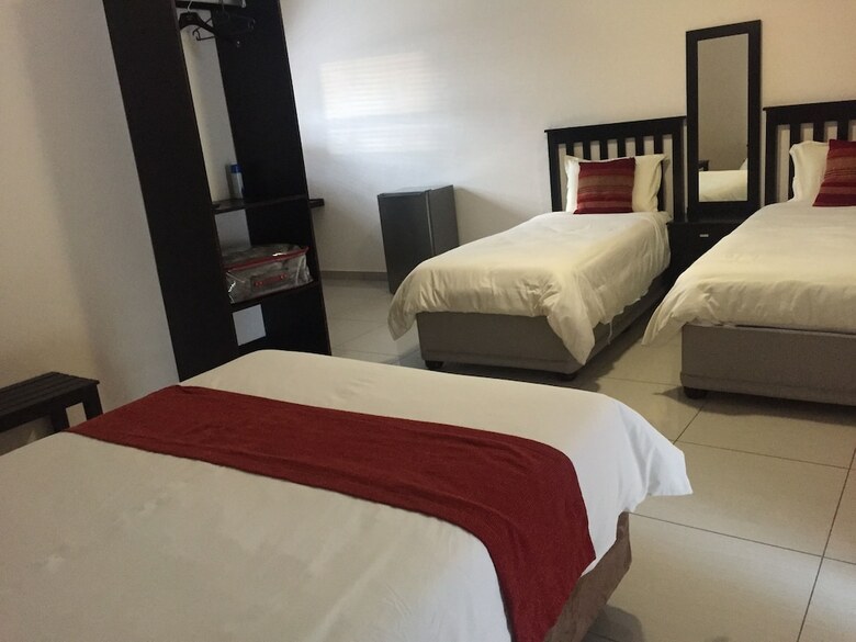 Lediba Guest Lodge