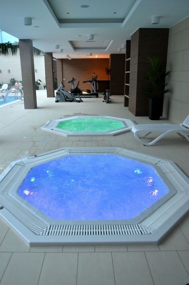 Victoria Hotel And Spa