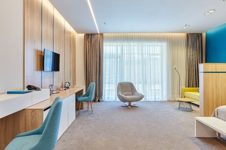Aqua-minsk Hotel Plus