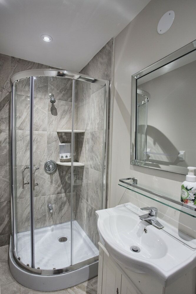 Apartamentos Toronto Rooms And Suites