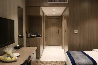Al Hamra Hotel