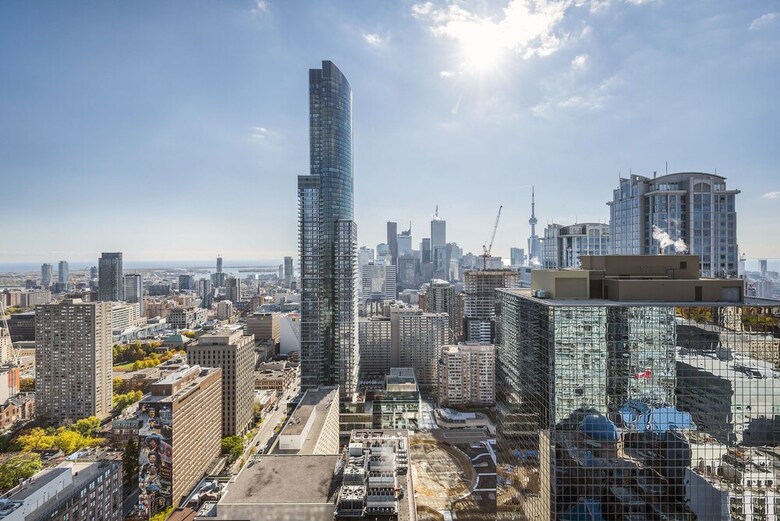 Diamond Vacation Homes - Eaton Centre