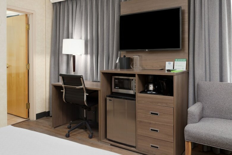 Hotel Gec Granville Suites Downtown