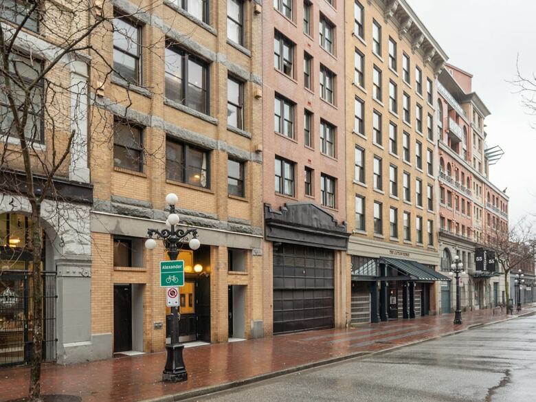 Sterling Suites - Gastown