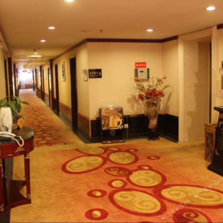 Urumqi Taxinan Hotel