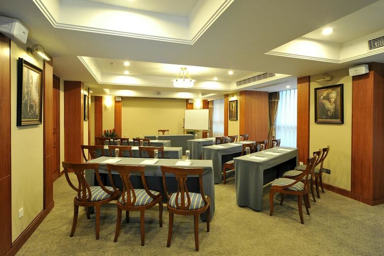 Hotel New Harbour Service Apartments