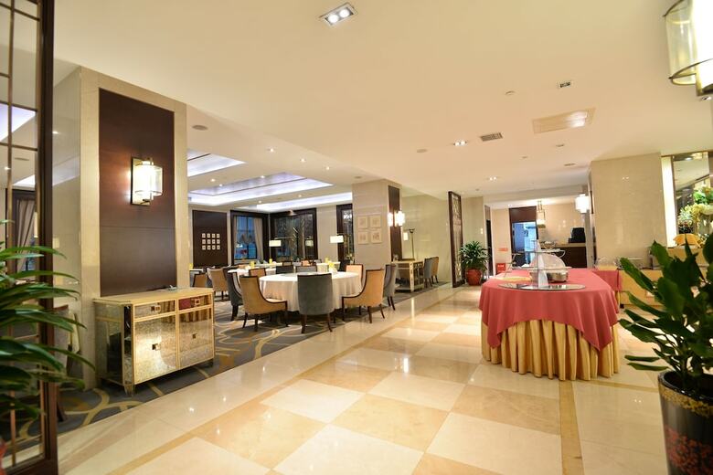 Hotel New Harbour Service Apartments