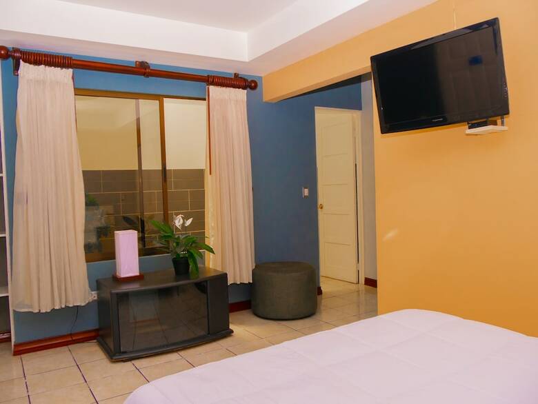 Bamboo Aparthotel Aeropuerto