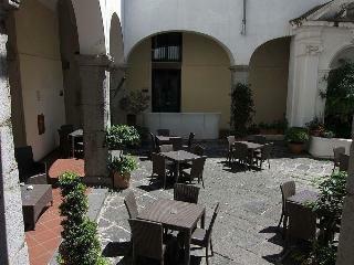 Hotel Ostello Ave Gratia Plena - Hostel