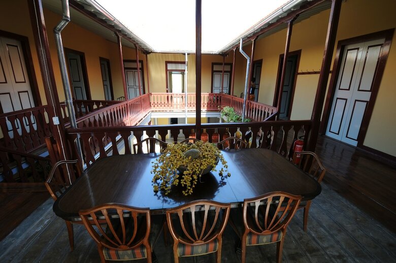 Hotel The Colonial Guest House