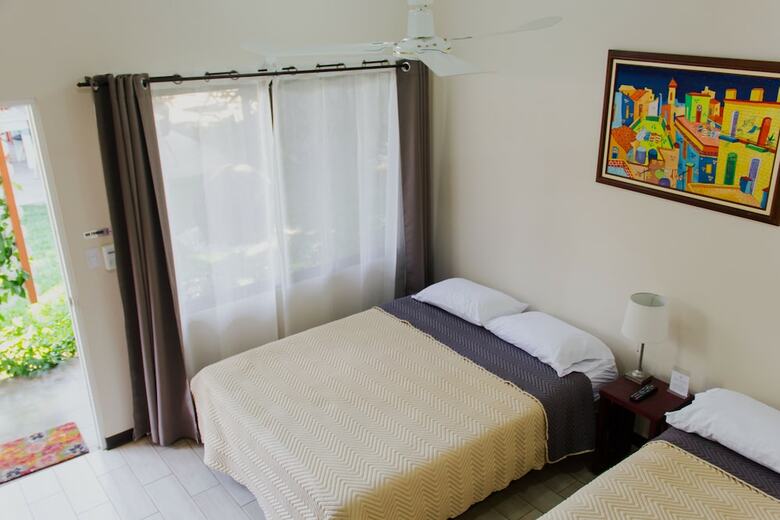 Terida Airport B&B