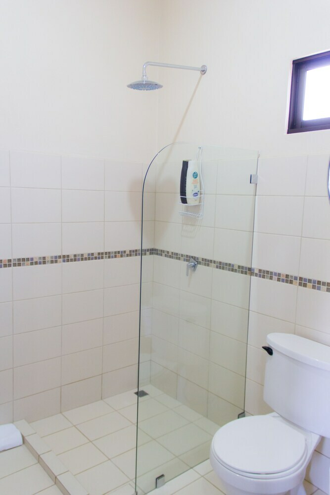 Terida Airport B&B