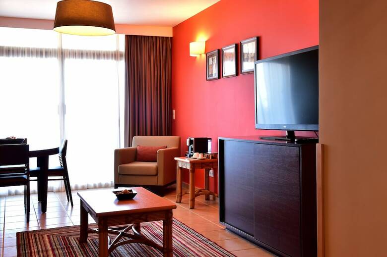 Hotel Pestana Tr�pico