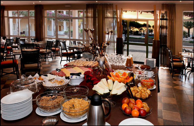 Hotel Pestana Tr�pico