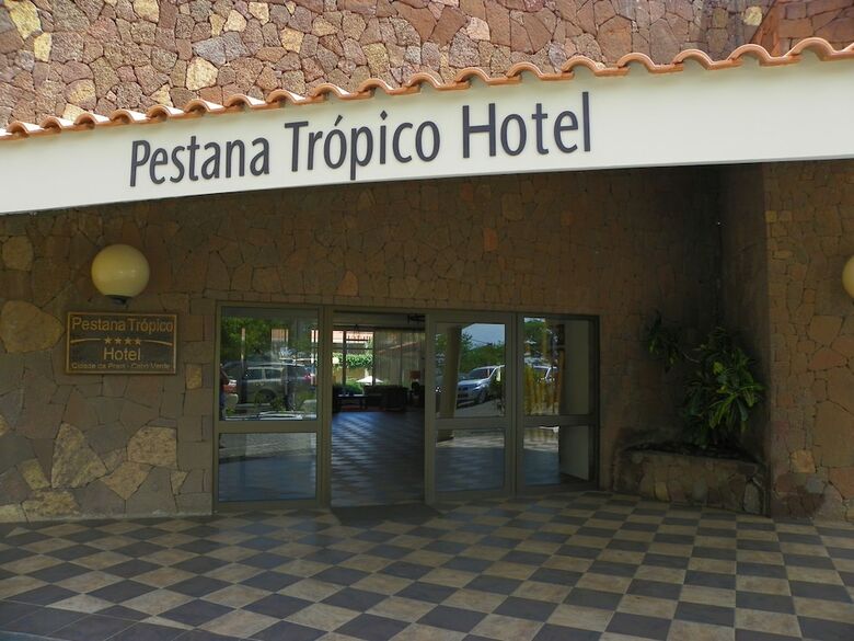 Hotel Pestana Tr�pico