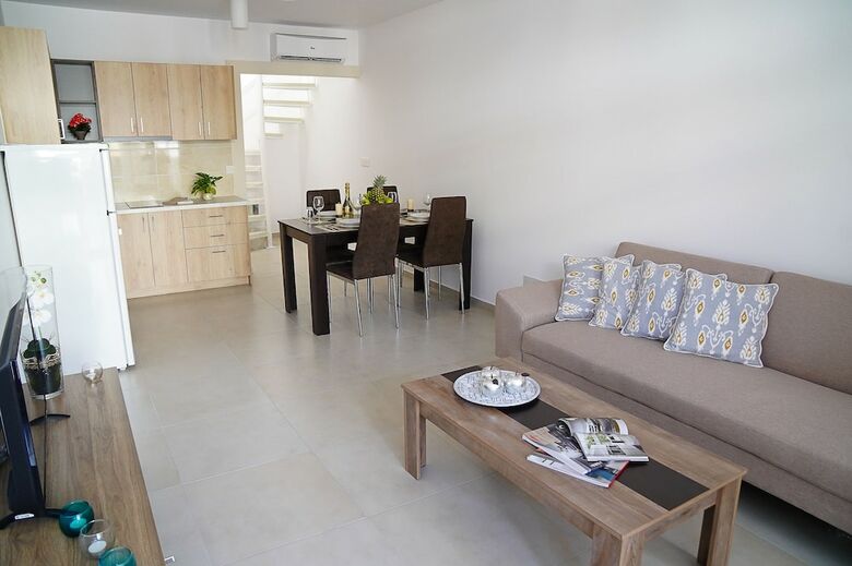 Apartamentos 2 Bd Maisonette Galatex