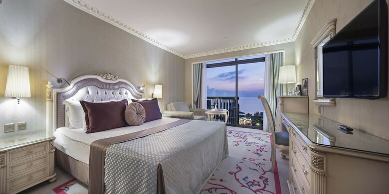 Merit Crystal Cove Hotel