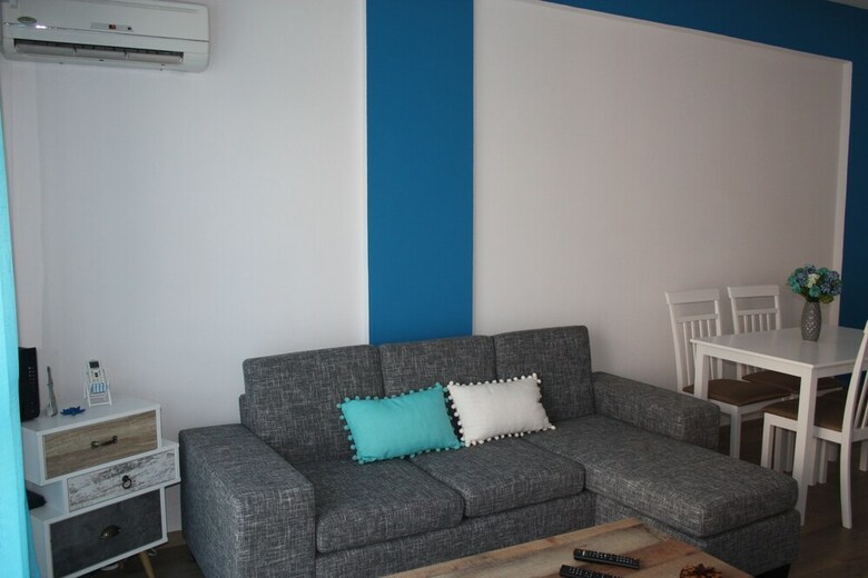 Apartamentos By The Sea II