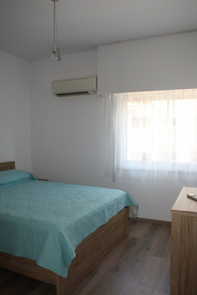 Apartamentos By The Sea II