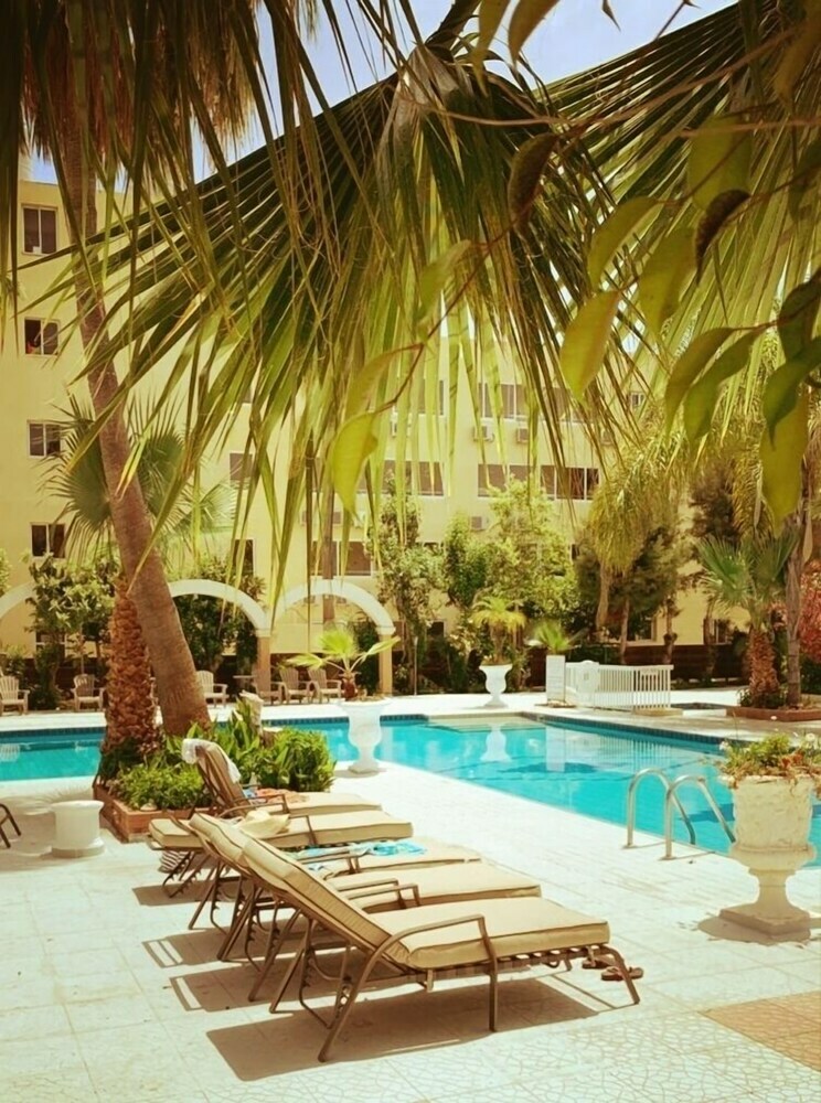 Aparthotel Tasiana Hotel Apartments Complex