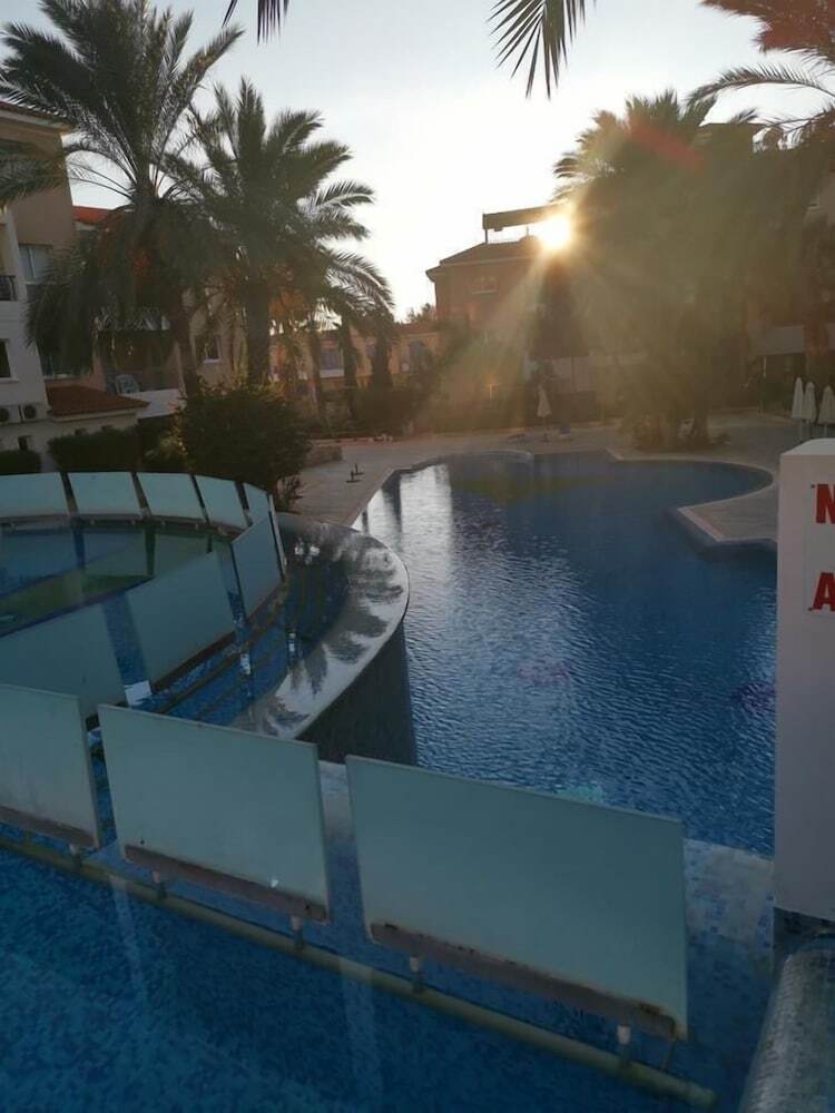 Apartamentos Iris Village Apt 202