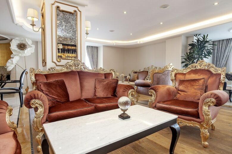 Les Ambassadeurs Hotel & Casino