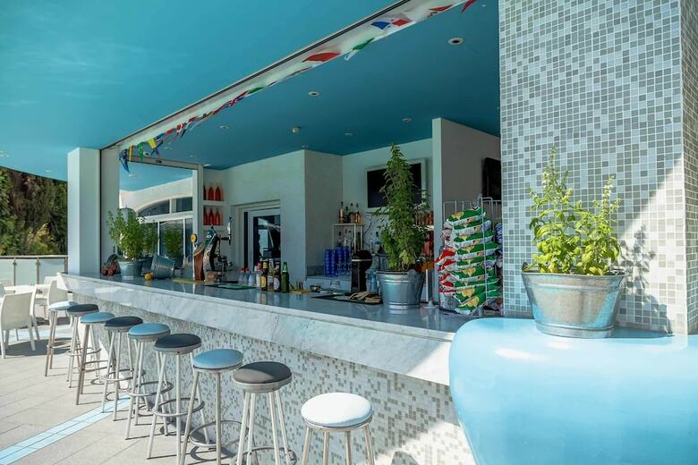 Hotel Tsanotel