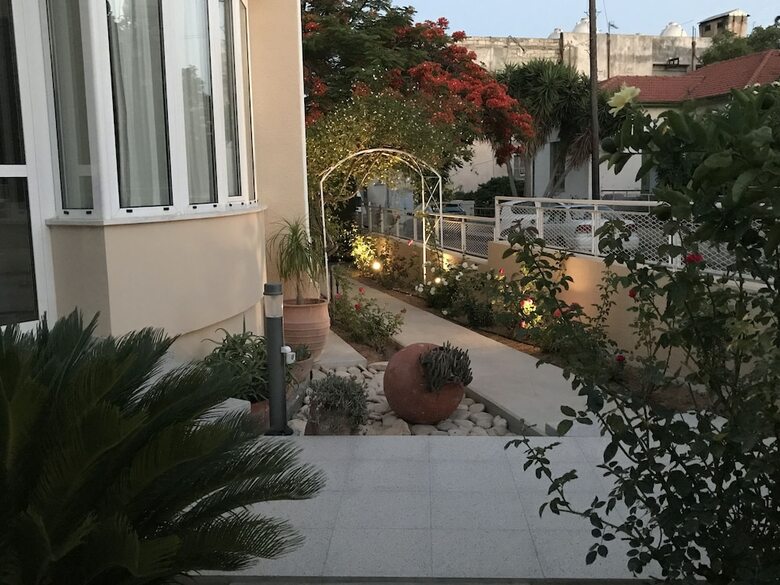 Apartamentos Avgi's Home