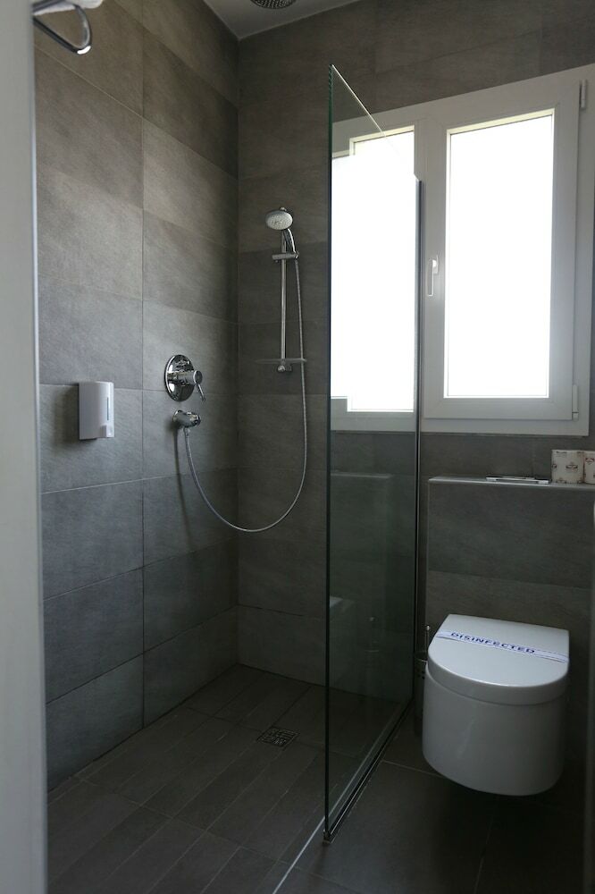 Dionysos Central Hotel