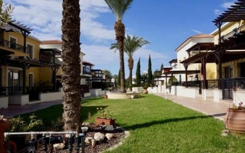 Apartamentos Aphrodite Gardens Apt 27
