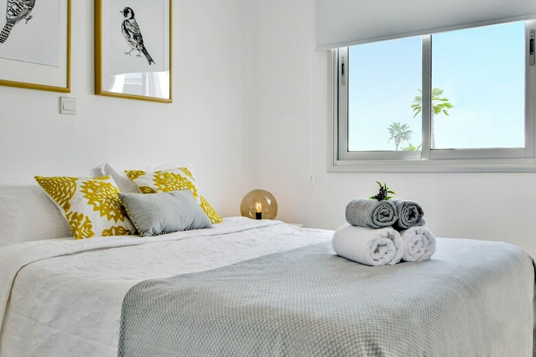 Apartamentos Phaedrus Living Lighthouse 67
