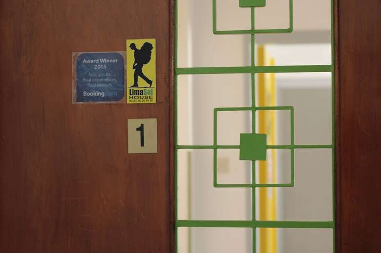Hostal Lima Sol House - Hostel