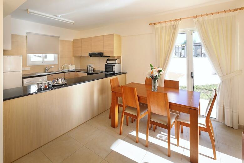 Apartamentos Adamou Gardens