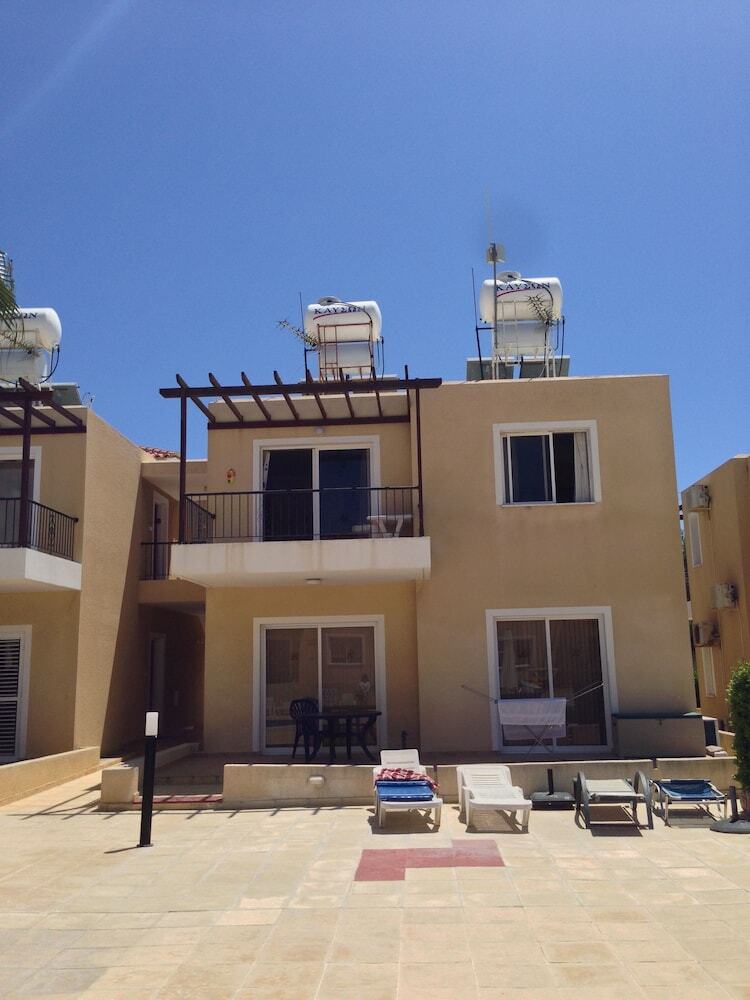 Apartamentos Sirena Sunrise