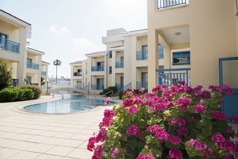 Kissos Hotel