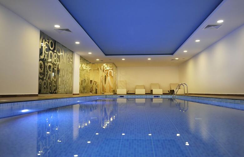 Evolve Park Hotel