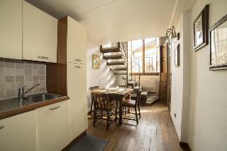 Aparthotel Hemeras Boutique House Servi