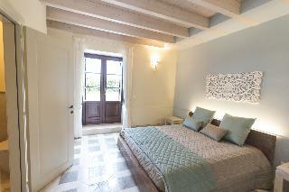 Bed & Breakfast Palascia Wellness Relais