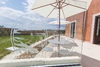 Bed & Breakfast Palascia Wellness Relais