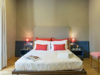 Hotel Monti First