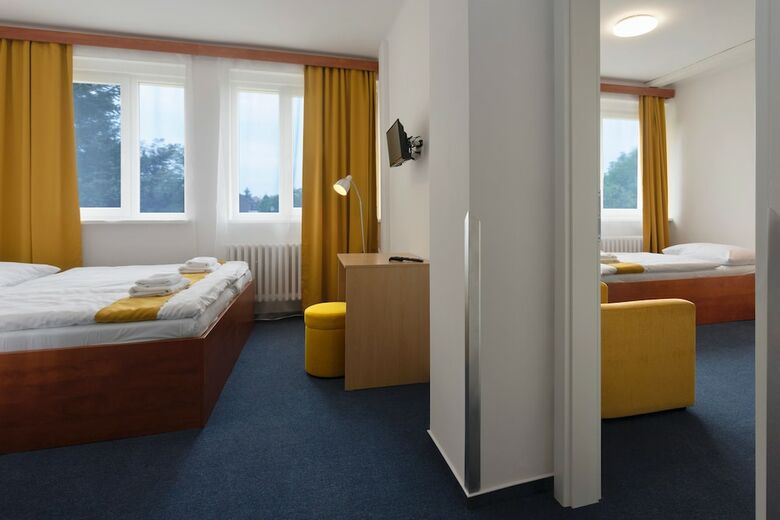 Atlas Hotel Garni