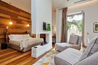 M7 Contemporary Apartments