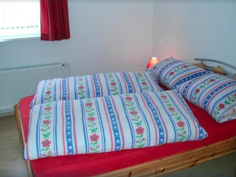 Comfortable Holiday Home In Winterberg-langewiese With