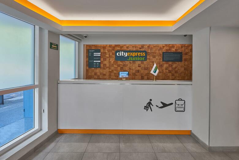 Hotel City Express Junior Cdmx Sullivan