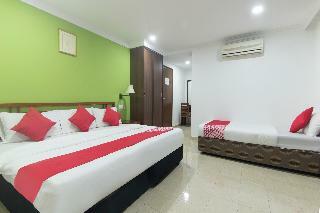 Oyo 1003 Rich Calton Hotel